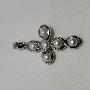 Honora Pearl Cross Pendant